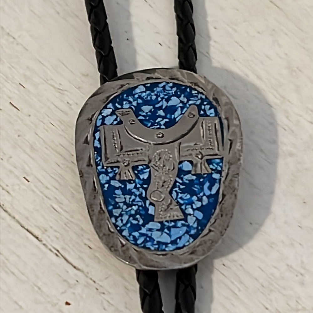 Unmarked Silver Turquoise Western saddle bolo tie
